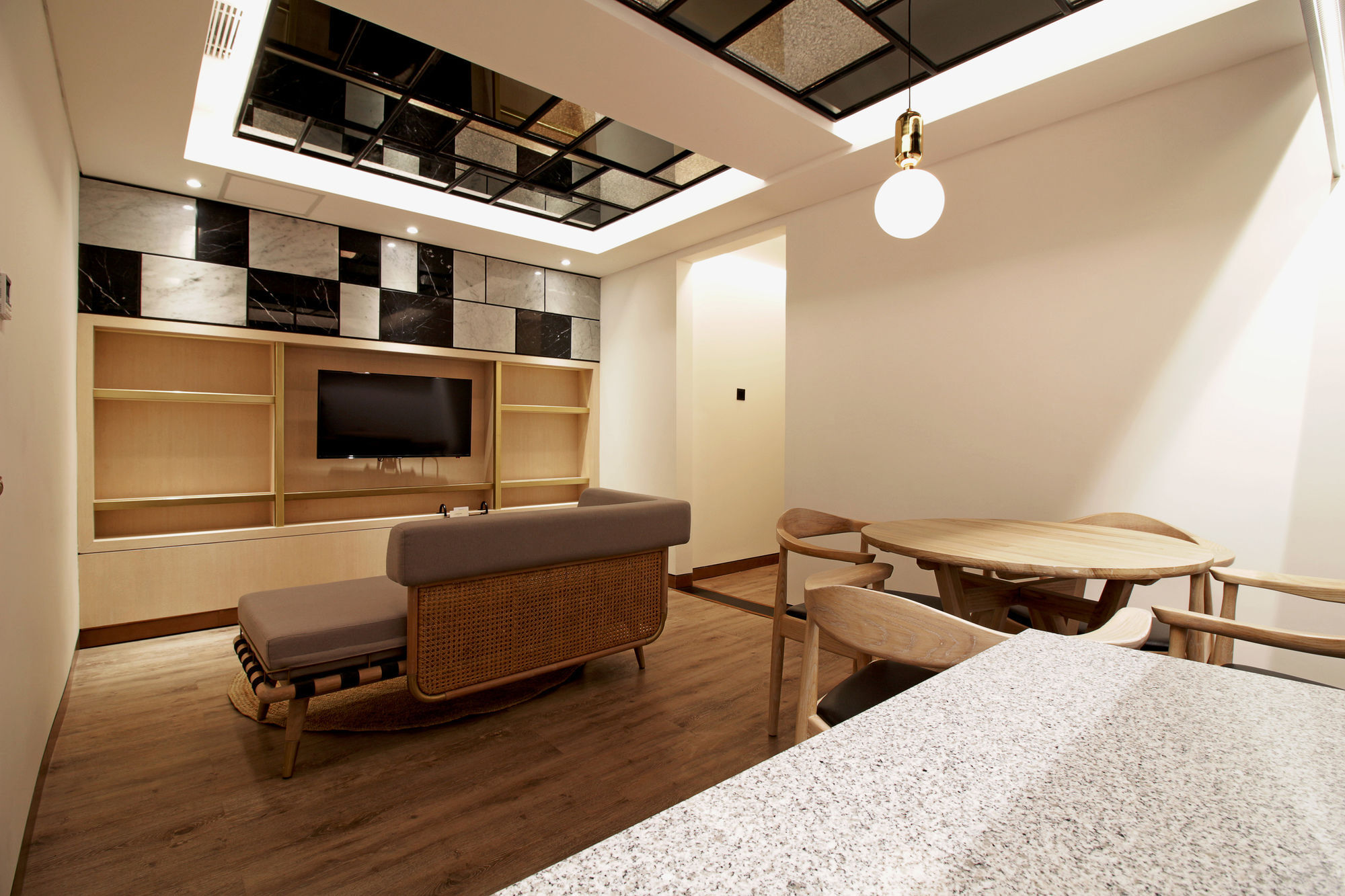 GAIA Cosmo Hotel Yogyakarta Exterior foto